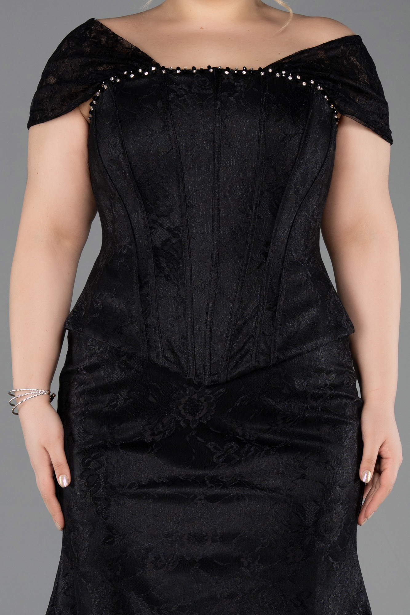 Kayık Yaka Peplum Uzun Dantel Büyük Beden Abiye ABU5824 3