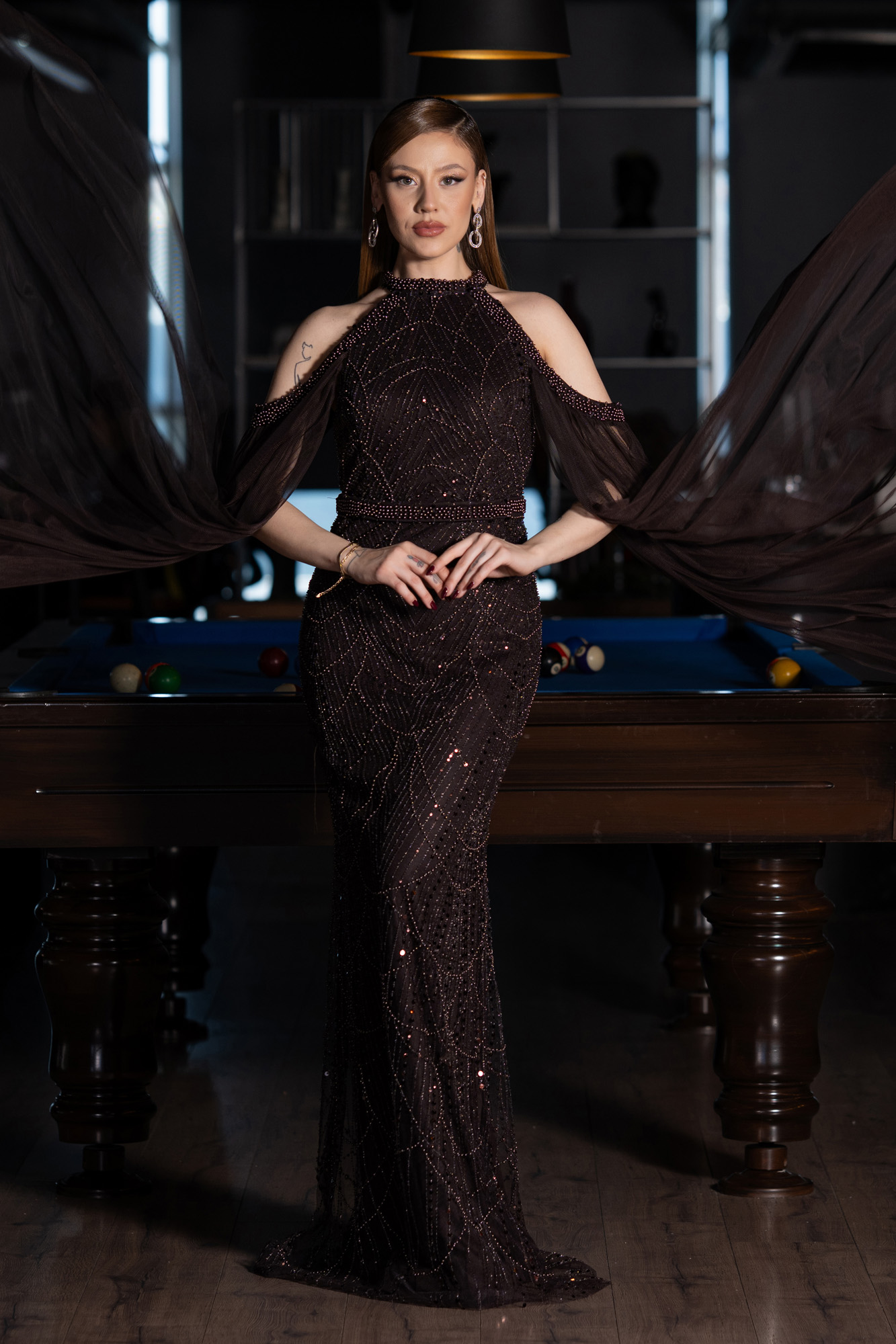 Omuz Dekolte Pelerin Detay Uzun Boncuklu Abiye ABU6117 3
