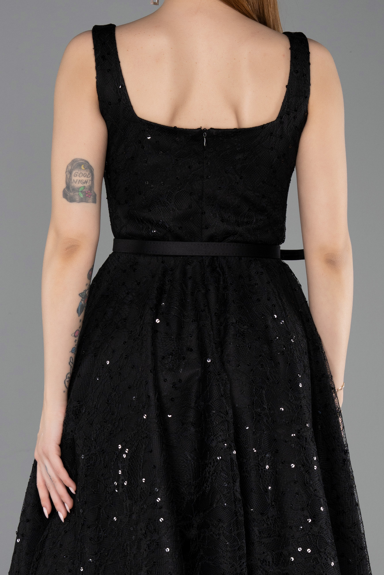 Kolsuz Kare Yaka Pullu Midi Dantel Gece Elbisesi ABK2549 4