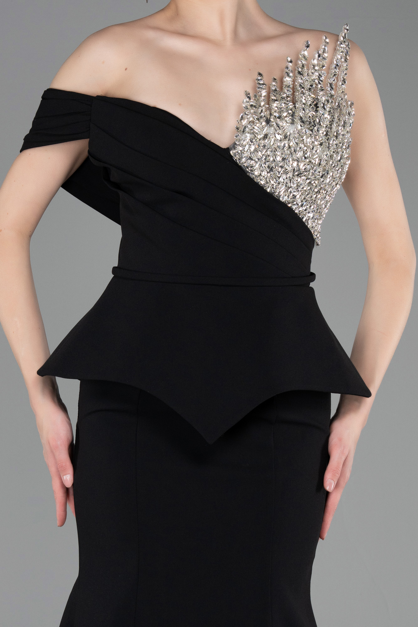 Taş İşlemeli Peplum Kesim Uzun Balık Abiye ABU6153 3