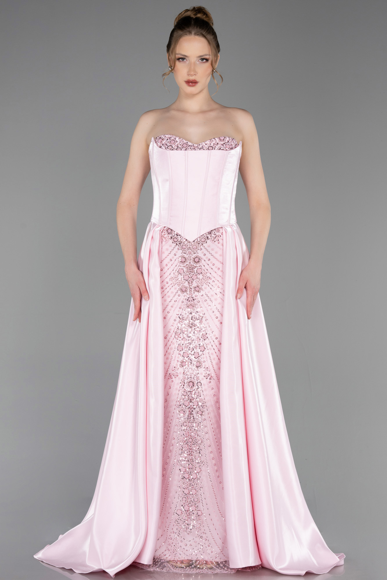 Straplez Saten Korse Detay Uzun Boncuklu Abiye ABU6125 3