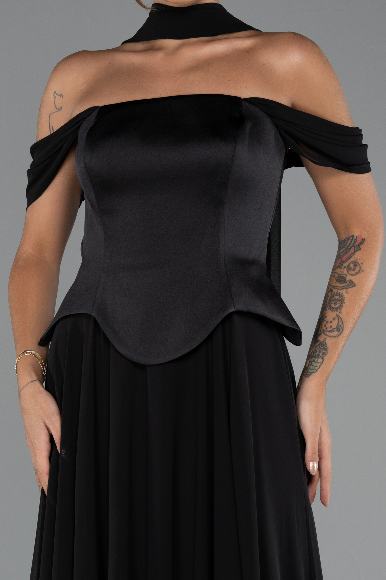 Kayık Yaka Saten Peplum Kesim Uzun Şifon Abiye ABU5327 3